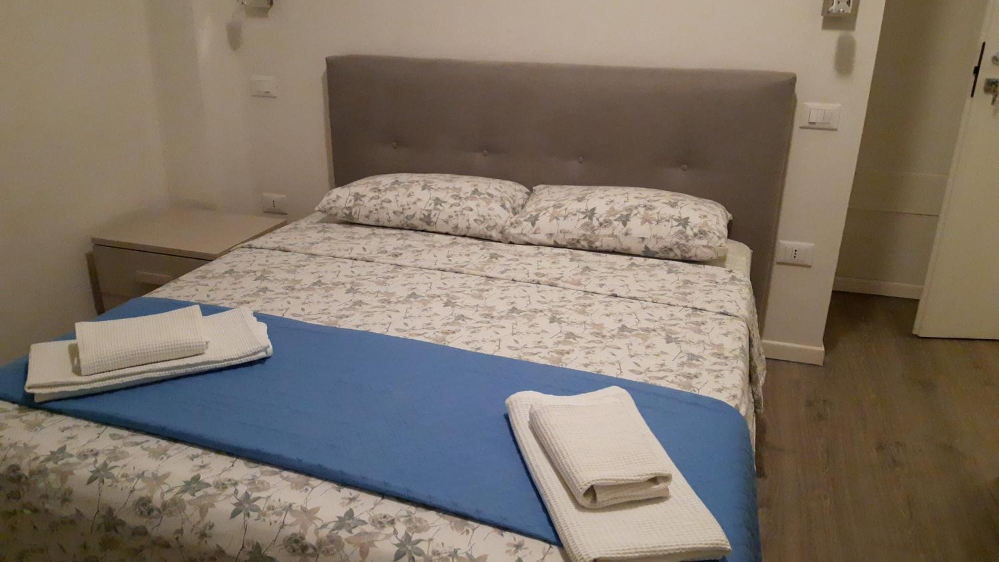 La Casa Di Varda Verona Bagian luar foto